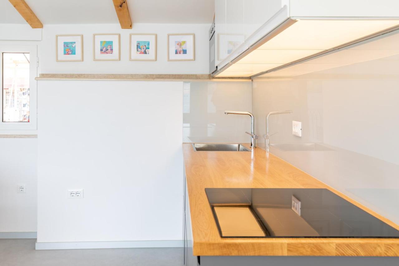 Seafront Baska Apartment المظهر الخارجي الصورة